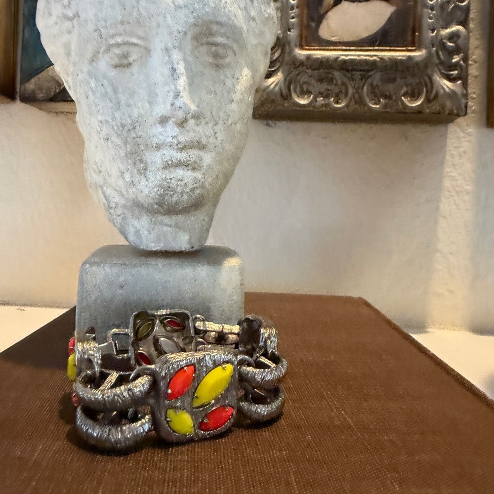 Vintage Brutalist Silver-Tone Link Bracelet with Red & Yellow Stones‎